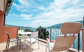 Boka Apartment 1