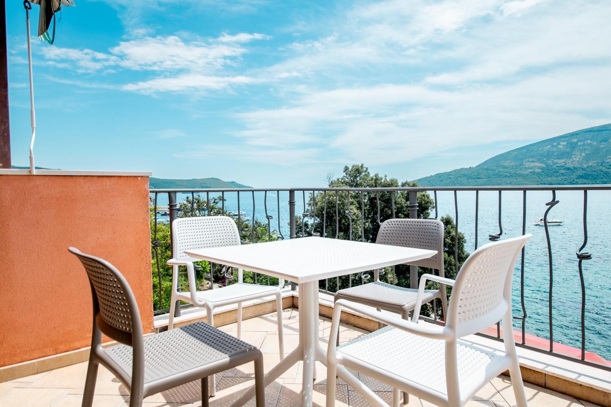 Boka Apartment 1 Herceg Novi Exterior photo